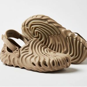 Crocs x Salehe Bembury Clog Sculpted Wave Clog Women’s In Taupe Horchata Size 7